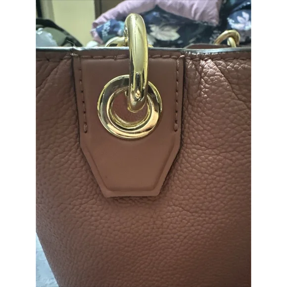 Michael Kors Nicole large Leather bucket bag MSRP $448 Pre-Loved Pink Salmon - Picture 6 of 14